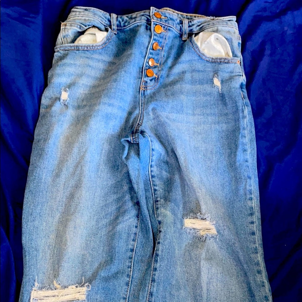 Stylish Blue Distressed Jeans